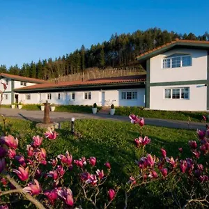 apartamentos-turisticos-bizkar-bare.basquecountryhotels.org/