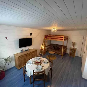 joli-studio-proche-valmorel.hotels-rhonealpes.com/